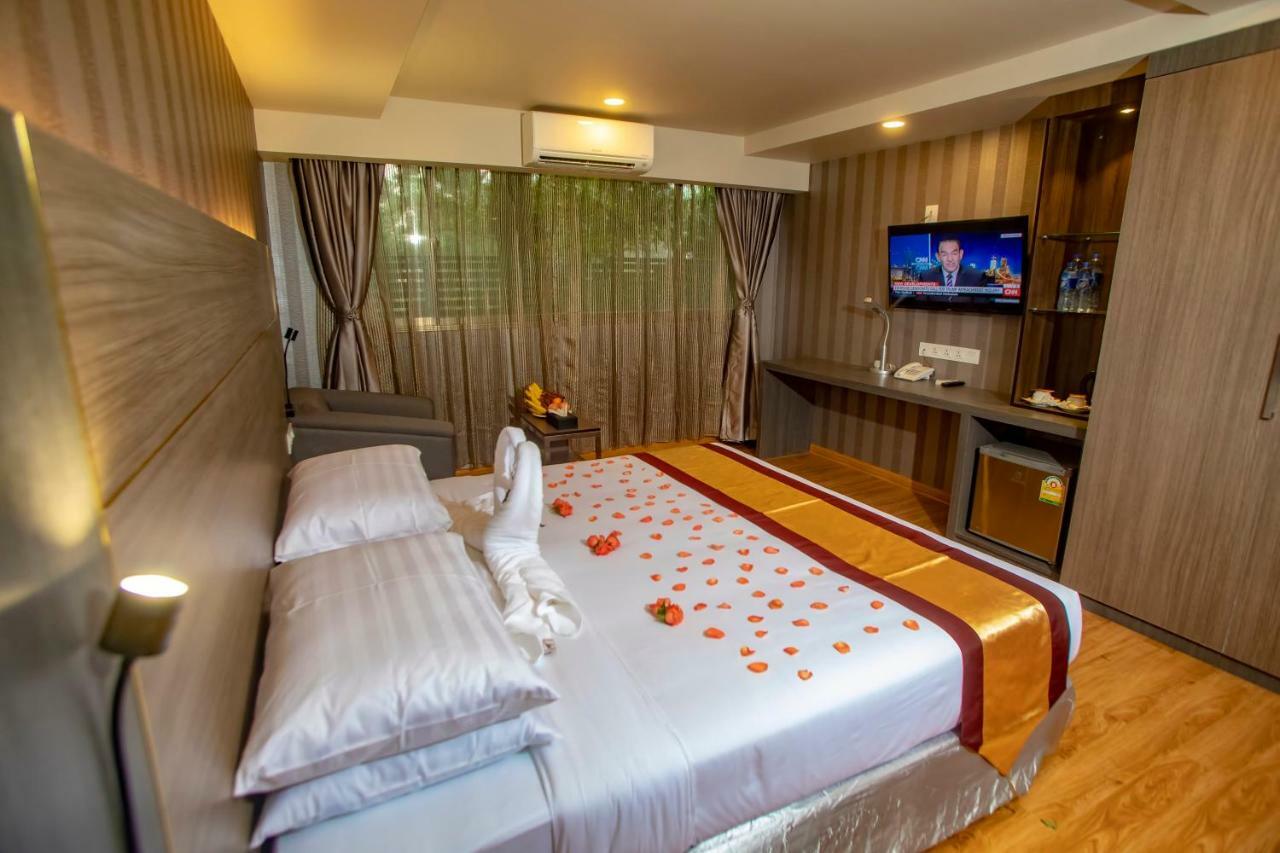 Prestige Residences At Golden Valley By Grand United Hospitality Rangun Kültér fotó
