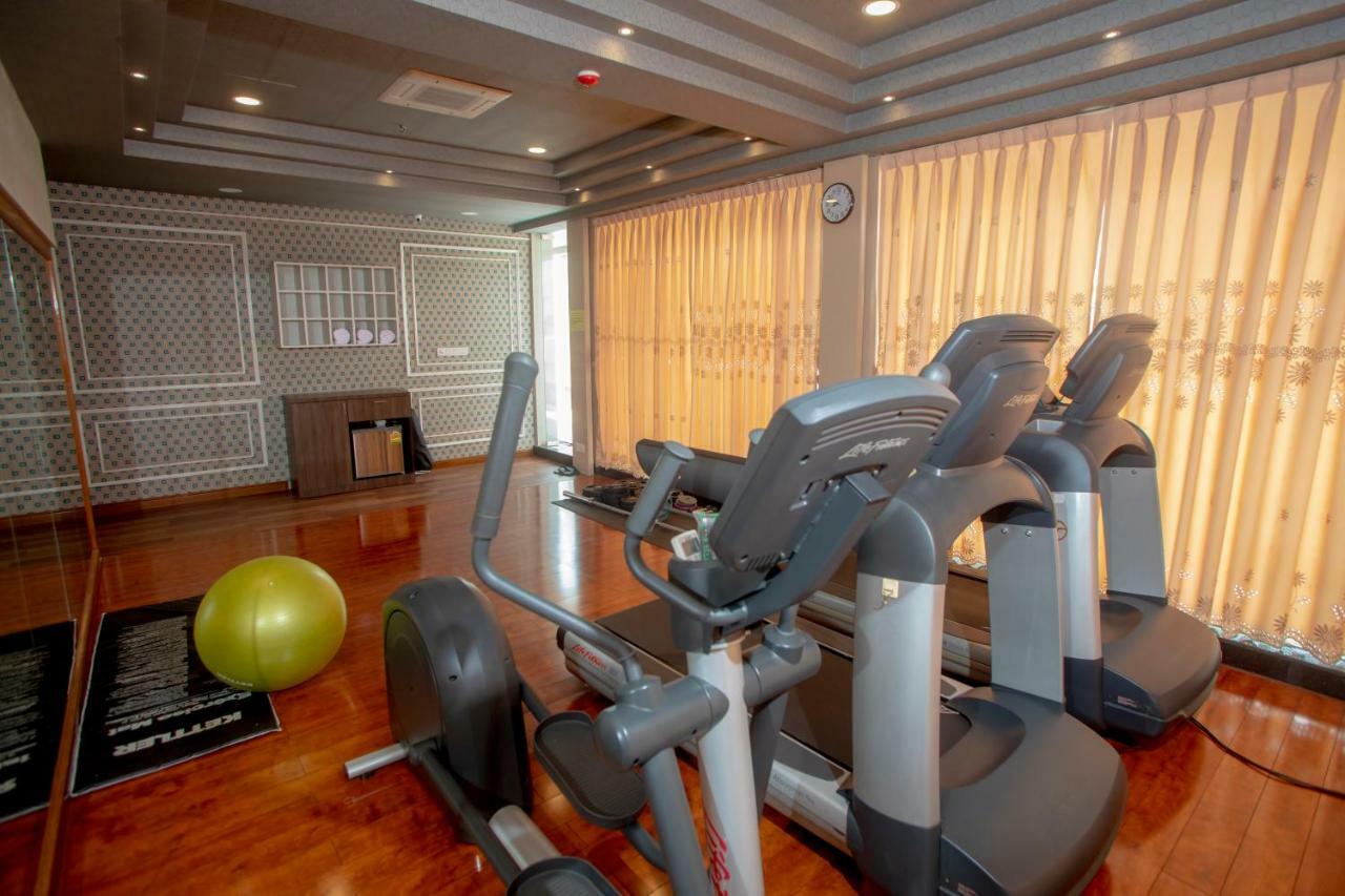 Prestige Residences At Golden Valley By Grand United Hospitality Rangun Kültér fotó