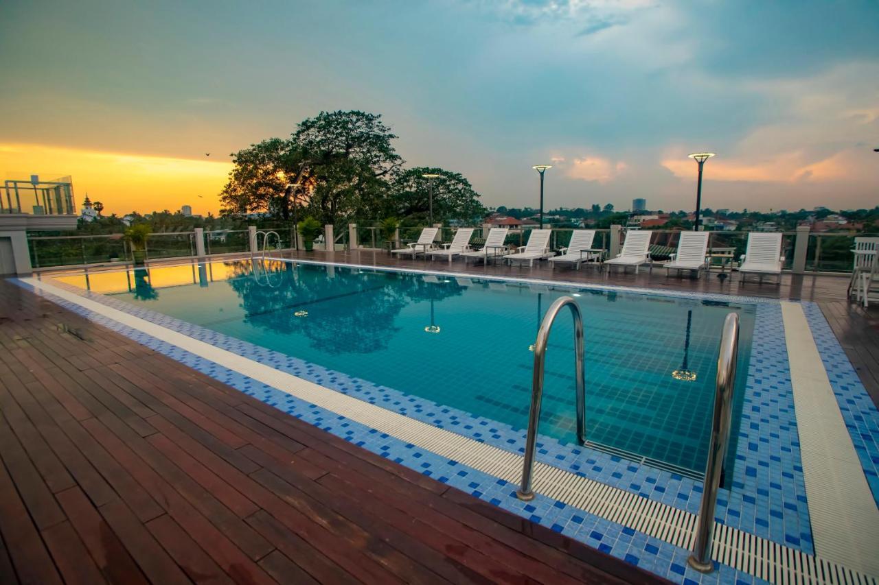 Prestige Residences At Golden Valley By Grand United Hospitality Rangun Kültér fotó